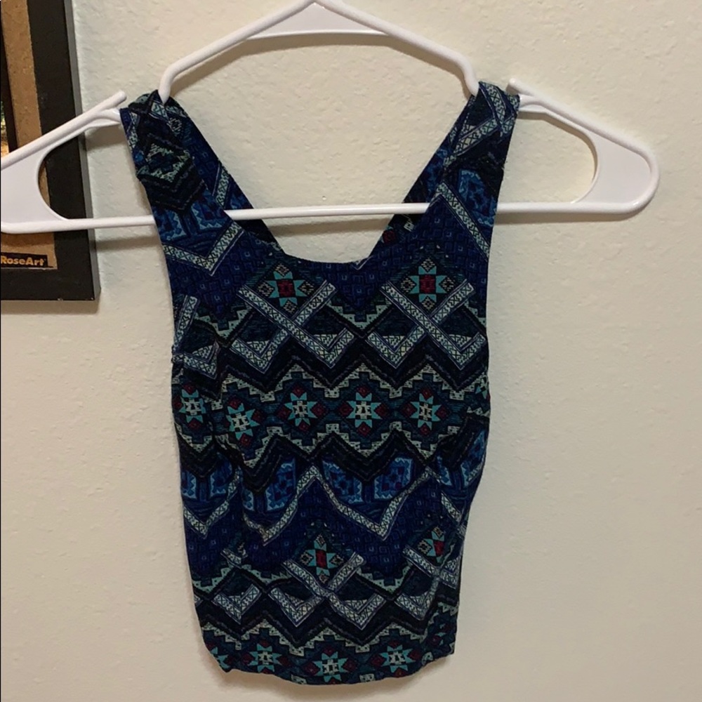 Crop top